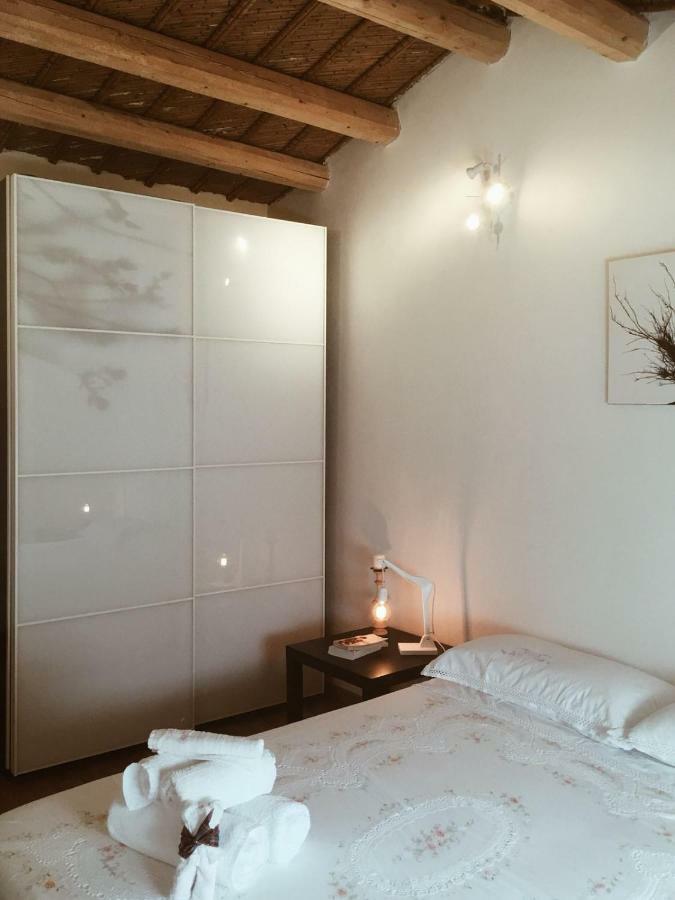 Dabbanna Guest House Chiaramonte Gulfi Bagian luar foto